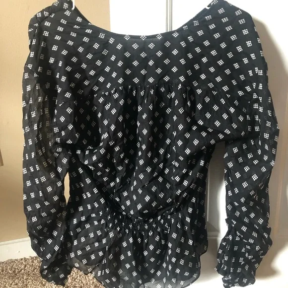 Joie Chiana Silk Top NWT - Picture 4 of 6